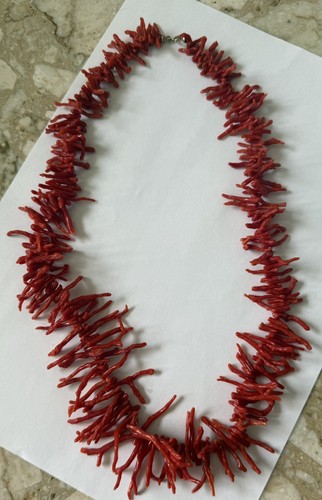 Collana corallo rosso a - collana,