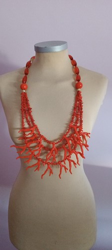 Collana tre fili rosso corallo - tre,