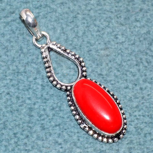 Ciondolo corallo rosso